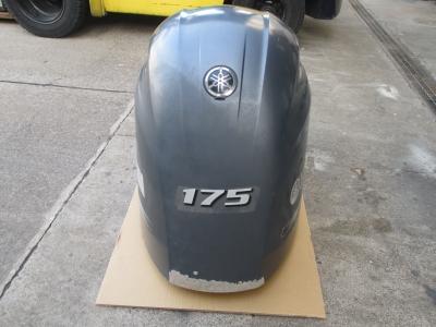 船外機トップカウリング